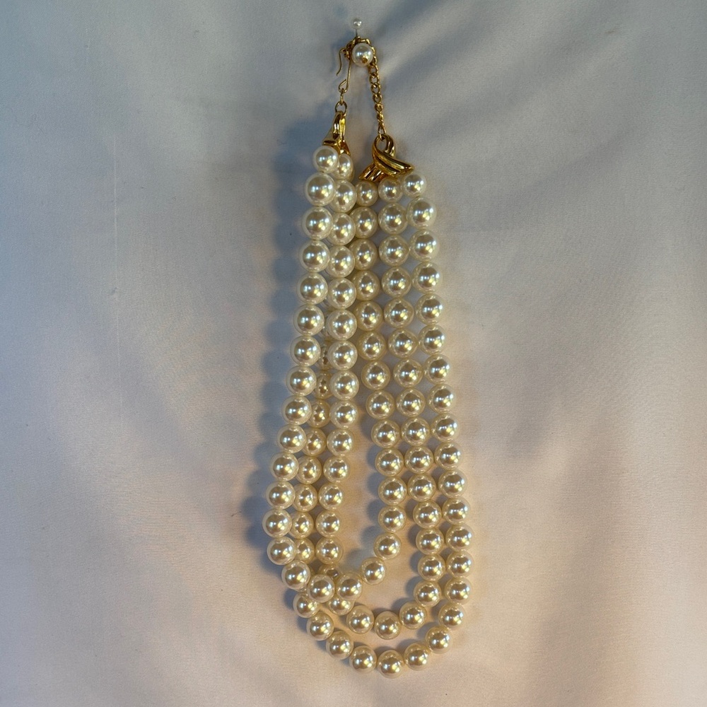 BRAND NEW  “OPEARL QATAR ELEGANT CREAM PEARL NECKLACE - Picture 3 of 9